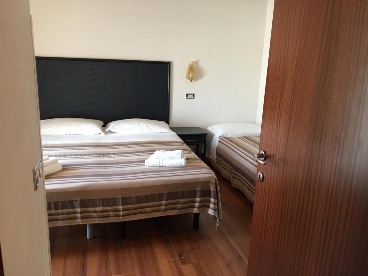 Hotel Consul - Family Hotel Riccione Dış mekan fotoğraf