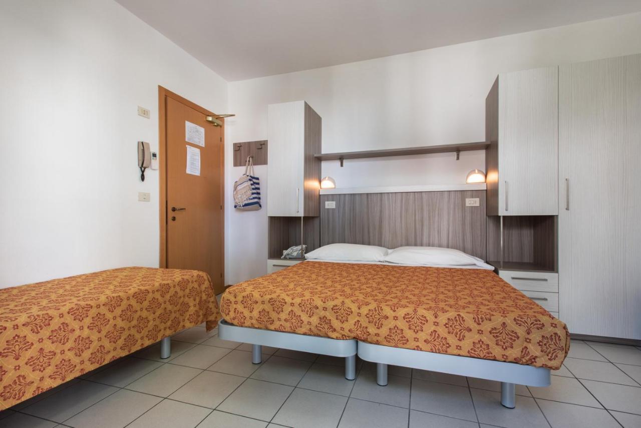 Hotel Consul - Family Hotel Riccione Dış mekan fotoğraf