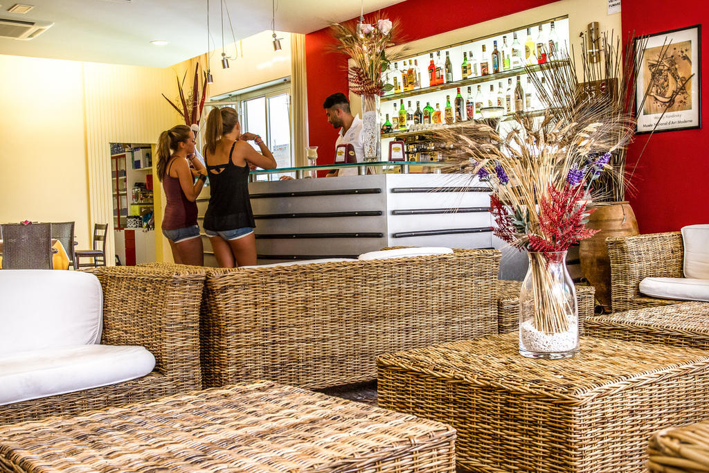 Hotel Consul - Family Hotel Riccione Dış mekan fotoğraf